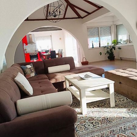 דירות מוסטר Poseidon House מראה חיצוני תמונה