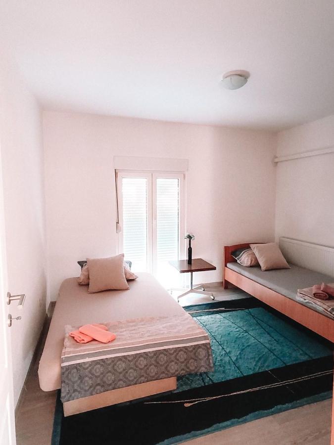 דירות מוסטר Poseidon House מראה חיצוני תמונה