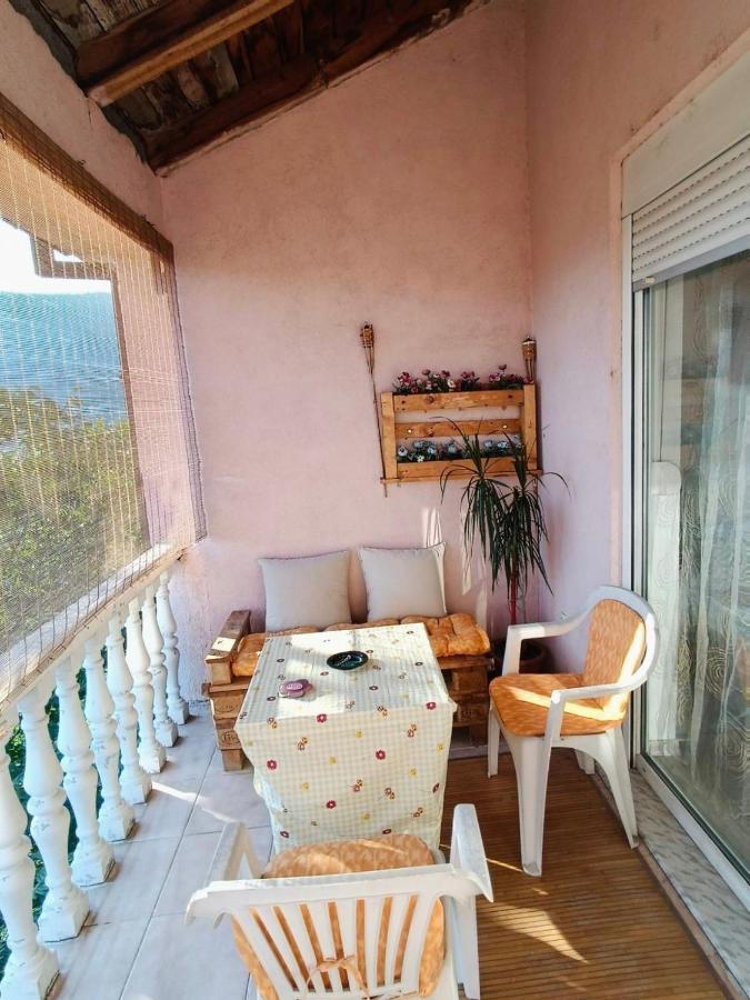 דירות מוסטר Poseidon House מראה חיצוני תמונה